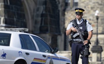 Girl dead, young man in custody after attack in classroom (Report) Girl dead, young man in custody after attack in classroom (Report)