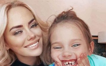Kathryn Dennis Shares Sweet Photo with Daughter After Temporarily Losing Custody of Kids with Thomas Ravenel (Picture) Kathryn Dennis Shares Sweet Photo with Daughter After Temporarily Losing Custody of Kids with Thomas Ravenel (Picture)