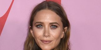 Mary-Kate Olsen Spotted Out With John Cooper 1 Month After Divorce, Report Mary-Kate Olsen Spotted Out With John Cooper 1 Month After Divorce, Report