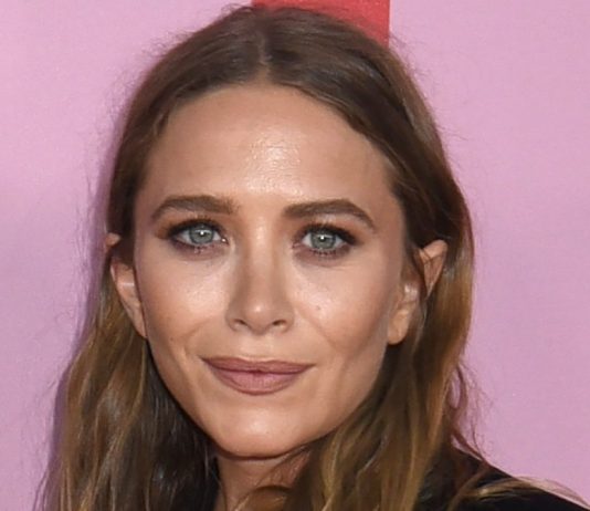 Mary-Kate Olsen Spotted Out With John Cooper 1 Month After Divorce, Report