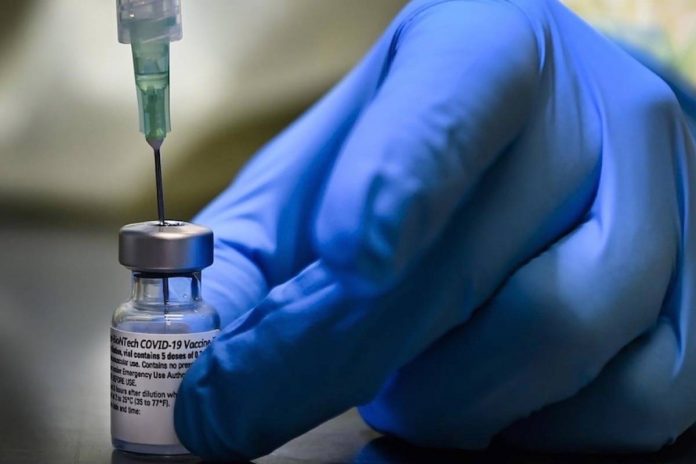 Coronavirus: Alberta reports 1,434 new COVID-19 cases, 9 deaths