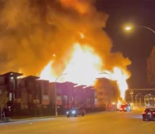 Large fire at condo development in Langley (Video) Large fire at condo development in Langley (Video)