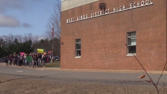 Nova Scotia student suspended after posting photo online says she's back in class, Report