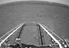 China's Zhurong rover begins exploring Mars (Photo)