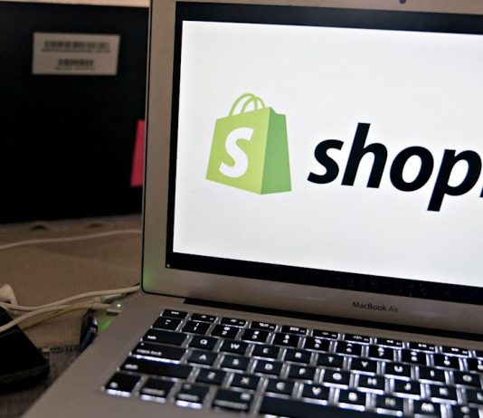 Shopify Climbs as Post-Virus Return to Stores May Not Matter, Report Shopify Climbs as Post-Virus Return to Stores May Not Matter, Report