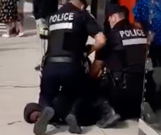 Montreal police filmed kneeling on Black teen’s neck, prompts calls for probe (Video) Montreal police filmed kneeling on Black teen's neck, prompts calls for probe (Video)