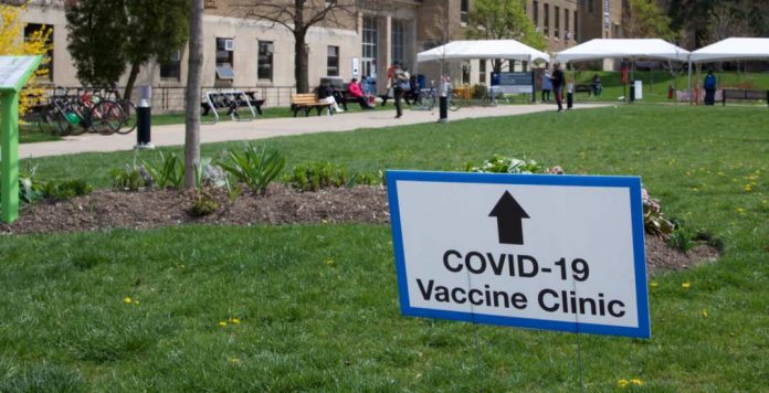Pop-up vaccination clinics: Manitoba again expands 2nd-dose COVID-19 vaccine eligibility