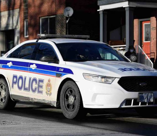 One dead, four others sent to hospital after Saturday night crash east of Calgary One dead, four others sent to hospital after Saturday night crash east of Calgary