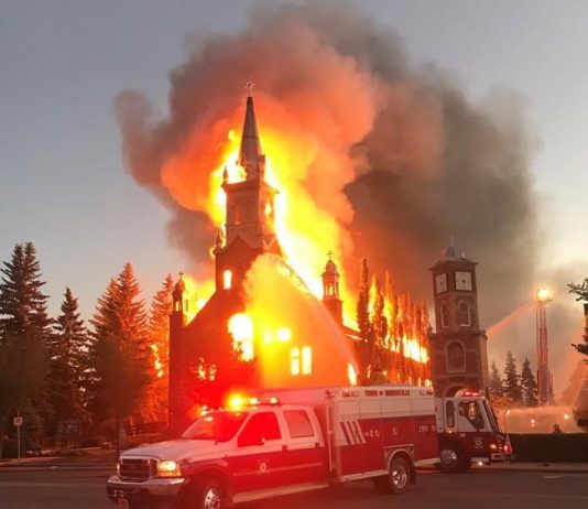 Fire destroys Catholic church north of Edmonton, town cancels Canada Day festivities, Report Fire destroys Catholic church north of Edmonton, town cancels Canada Day festivities, Report