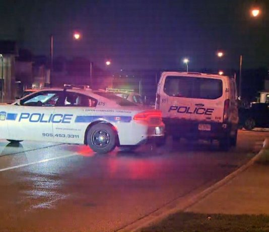 Police: Man killed in Brampton shooting Police: Man killed in Brampton shooting