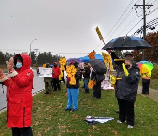 New Brunswick government locks out 3,000 CUPE workers as strike enters Day 3 New Brunswick government locks out 3,000 CUPE workers as strike enters Day 3