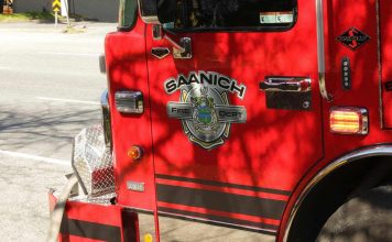 One dead after fire breaks out in Saanich, B.C. apartment building One dead after fire breaks out in Saanich, B.C. apartment building