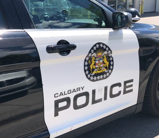 Two people in hospital after being hit by car, 1 in critical, life-threatening condition
