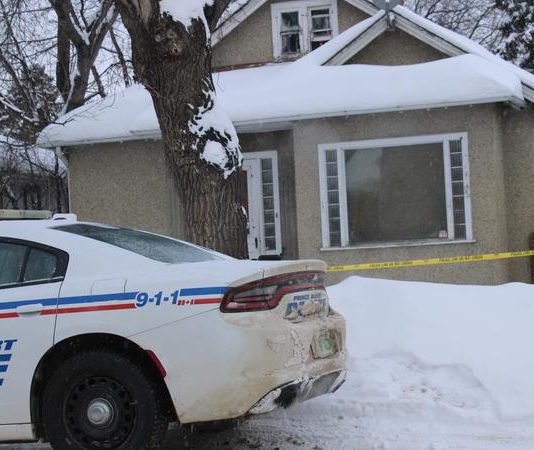 Police: Man dies after found seriously injured in Midtown Police: Man dies after found seriously injured in Midtown