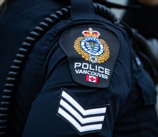 Police: Man dead after being struck by truck in downtown Vancouver Police: Man dead after being struck by truck in downtown Vancouver