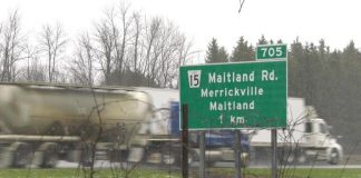 Three dead, others injured, in Highway 401 crash near Maitland, Ont.