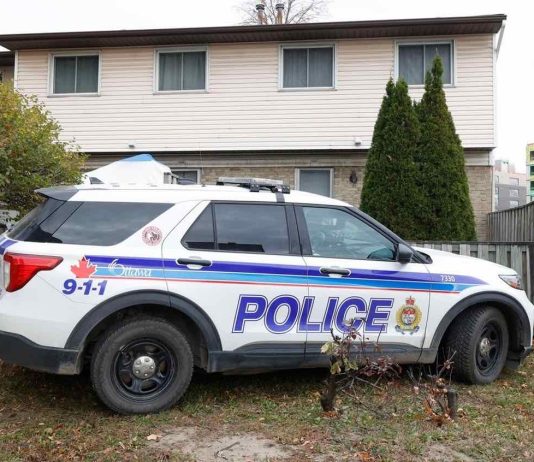 Elderly woman found dead, two daughters taken into custody Elderly woman found dead, two daughters taken into custody