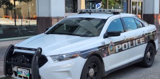 Two Manitobans arrested after assault on ride-share vehicle driver: police