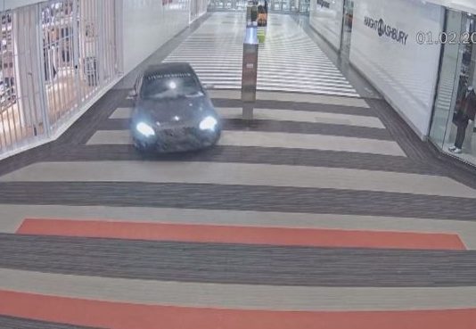 ‘Audacious crime’: Laval woman’s stolen car used in Ontario shopping mall smash-n-grab 'Audacious crime': Laval woman's stolen car used in Ontario shopping mall smash-n-grab