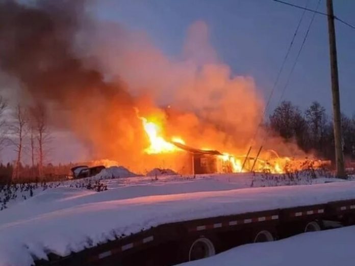 Two injured after apartment fire in Tataskweyak Cree Nation, Man.